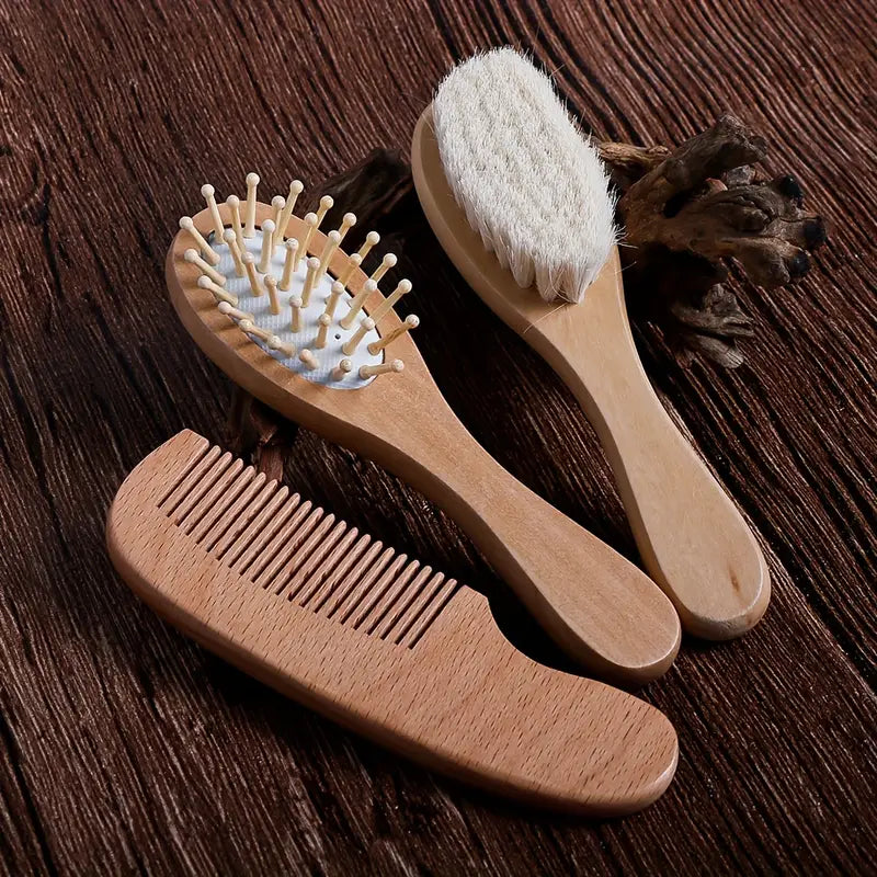 3 brosses à cheveux gravées